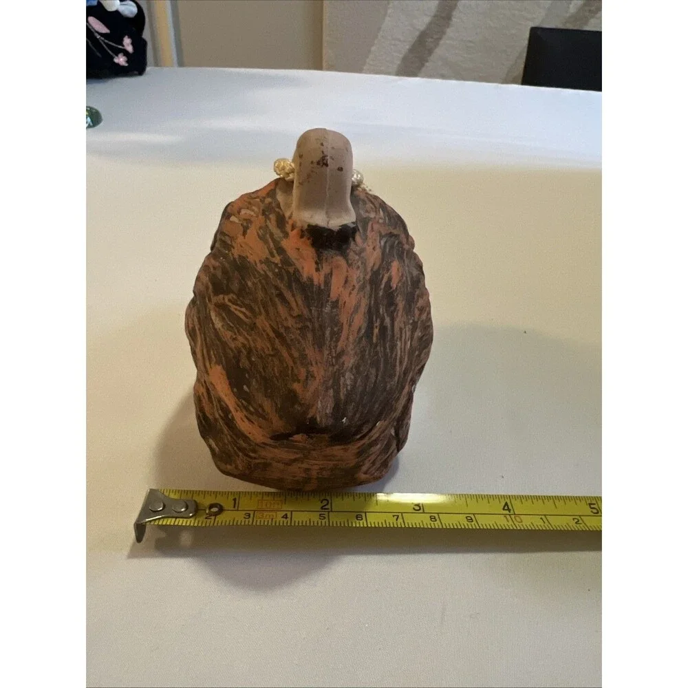 Unbranded vintage hand